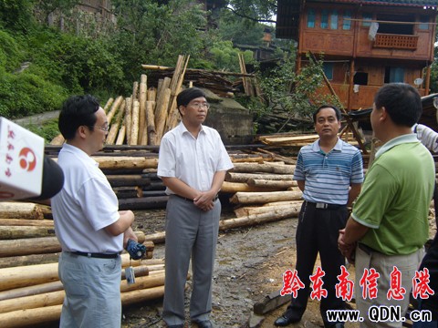 馮仕文到幫扶聯(lián)系點劍河縣調(diào)研