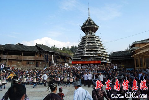 小黃千人大歌賀非遺(圖)