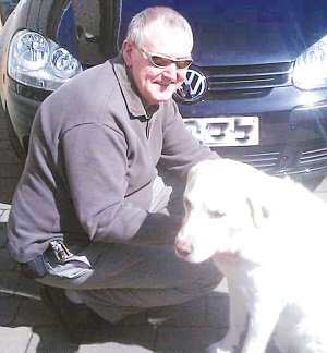 一身患癌癥導盲犬拼死送回主人后咽氣(圖)