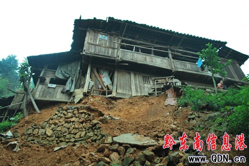 從江縣遭受暴雨襲擊 86324人受災(組圖)