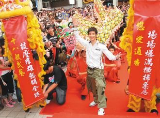 王力宏:夜深人靜時會寂寞難耐(圖)