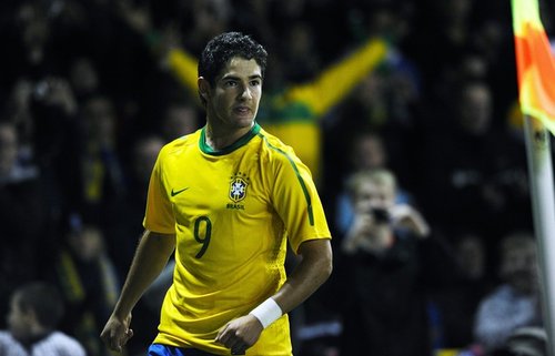 熱身賽-巴西2-0 帕托連續3場破門新帥取3連勝