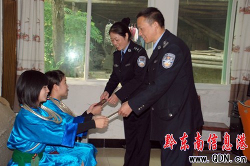 錦屏縣公安局真情構(gòu)建和諧警民關(guān)系