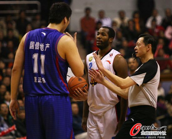 瓊斯在廣東還能呆多久