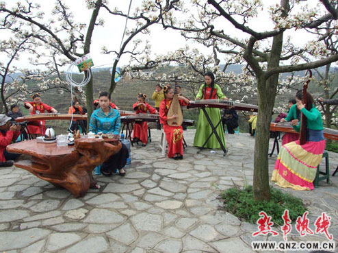 點擊瀏覽下一頁