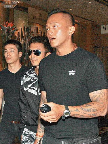 張柏芝惱羞成怒喊離婚 謝霆鋒終忍無(wú)可忍(圖)