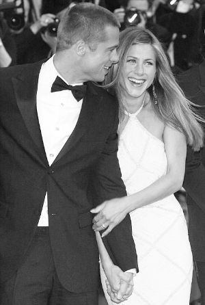 《史密斯夫婦》制片:當初皮特主動 朱莉非小三