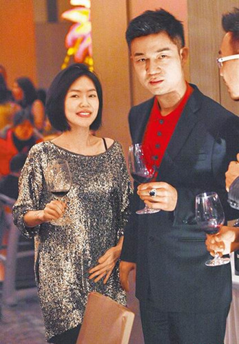 小S挺四月孕肚攜夫赴晚宴 逐桌敬酒玩