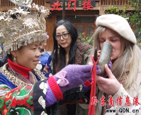 元旦小長假第一天雷山西江旅游火爆(圖)