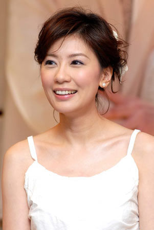 富豪前夫迷戀辣模 賈靜雯冷漠回應:祝福他