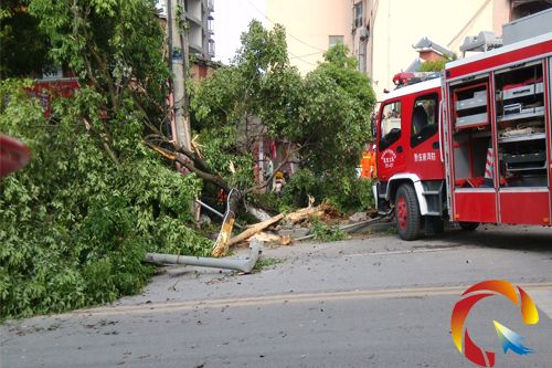 事故現場一片狼藉